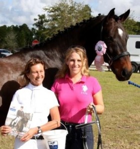 World Equestrian Brands (WEB) was proud to present a Vespucci bridle to Cara Broderick and her horse, Duval, as a part of the Tack Matters Award. 