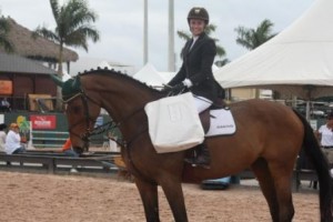 Draper Therapies® Honors Blythe Masters and Madison Goetzmann for Putting Their Best Foot Forward During 2013 FTI Consulting Winter Equestrian Festival