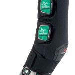The rest boots "THERAPEUTIC SUPPORT BOOT AIR" are equipped with 18 magnetic devices that improve cellular function, providing a natural therapeutic support from the hoof to the shin and by reflexology to the whole body.