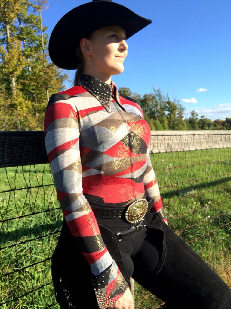 Dial In: Sundial's Innovative Style & Second Skin Makes Showing Simplified Sundial Show Clothing's garments are designed to always "have your back" #eliteequestrian elite equestrian magazine