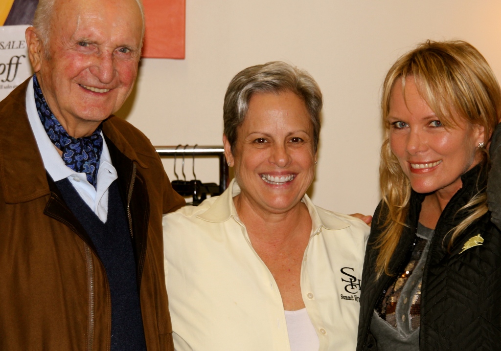 : Laura King flanked by November Shop Talk speakers Walter Zettl and Linda Parelli. King will share her insights at ShowChic January 8th at 6:30 PM (JRPR photo)
