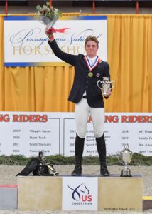 ANSGAR HOLTGERS, JR. GETS THE GOLD IN NEUE SCHULE/USEF JUNIOR JUMPER INDIVIDUAL NATIONAL CHAMPIONSHIP